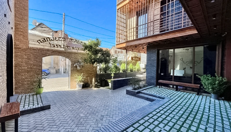 هتل لوکسین تفلیس